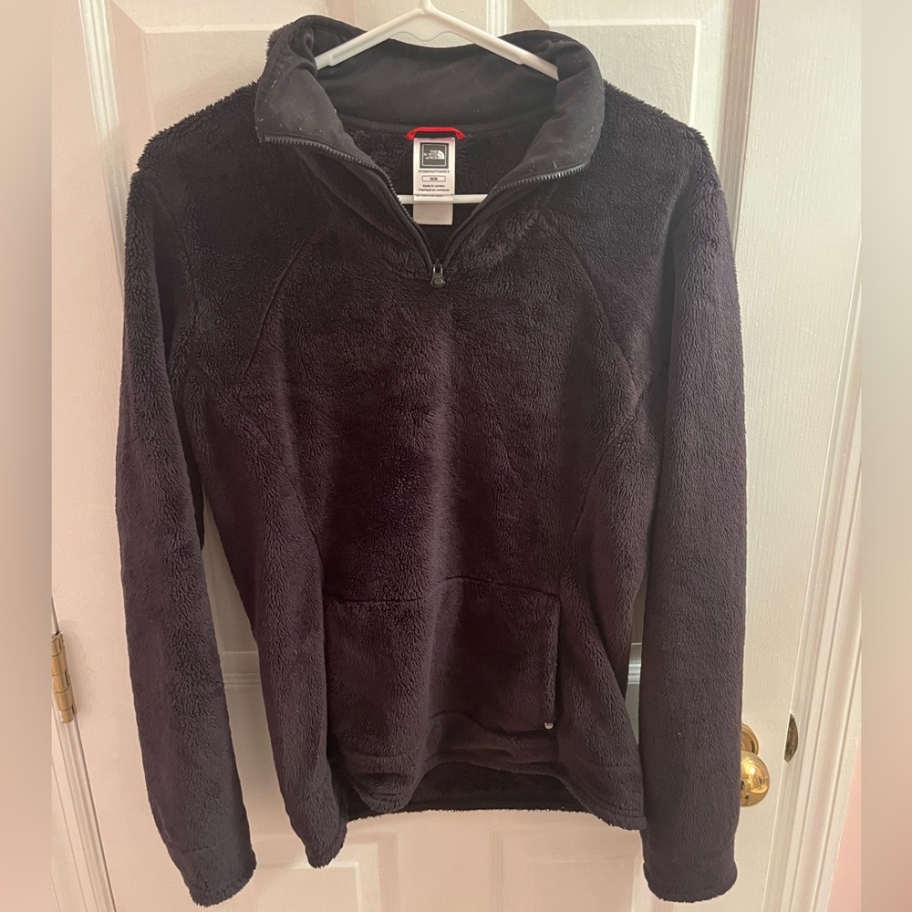 North face black women’s pullover fleece, size medium